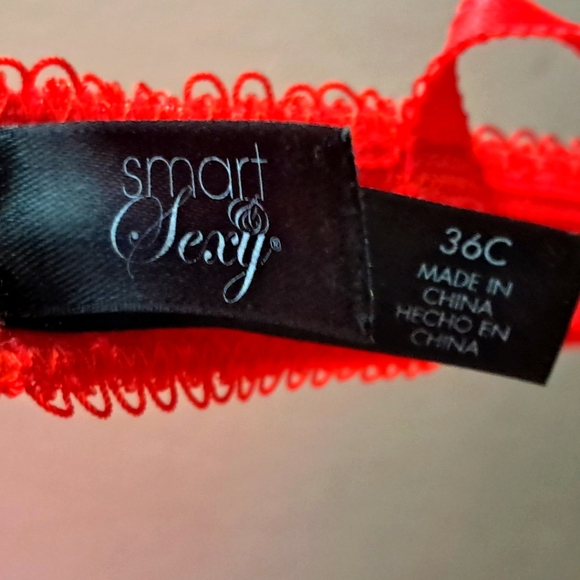 Red Lace Trim Bra - Picture 4 of 6